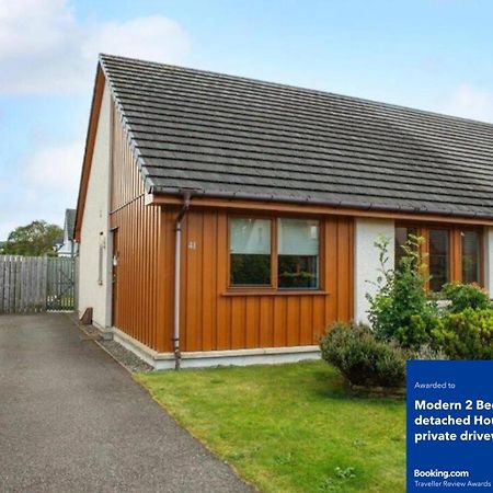 Modern 2 Bedroom Semi Detached House With Own Private Driveway Inverness Exteriér fotografie